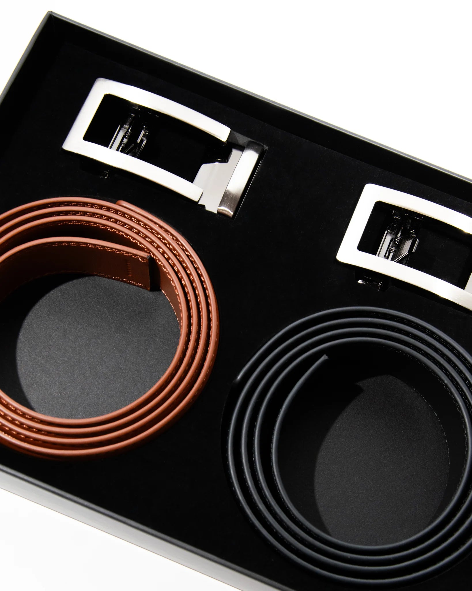 Crawford™ - Holeless Adjustable Leather Belts